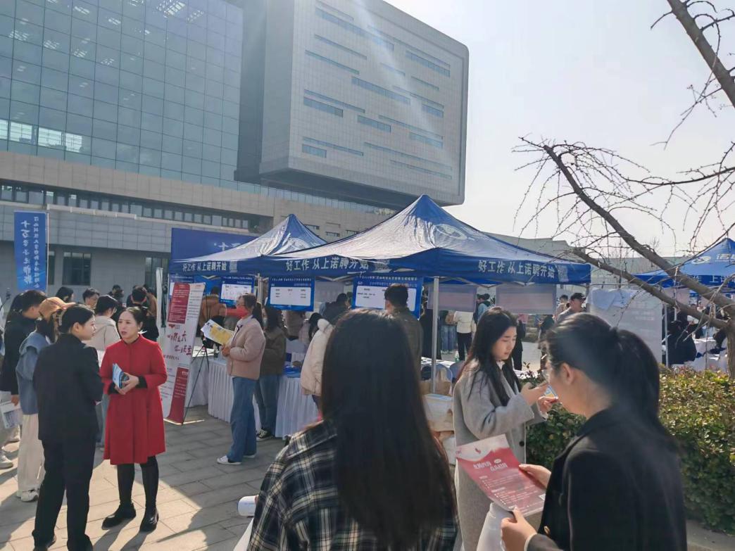 e6cf0a10af886ea8d5f794cec6e6051