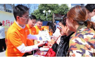 ƽ�����M���ڊ^�����á���ƪ�����¡����V�����|(zh��)���l(f��)չ����ƪ��