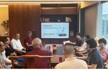 ���ڌW(xu��)̩�����ഺ������ꠅ��^�t������˾�������B(y��ng)����Ҫȫ������