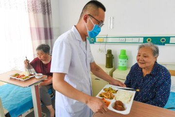 �ӱ��V�(y��ng)�� ���t(y��)�B(y��ng)�Y(ji��)�ϡ��������˽����B(y��ng)��